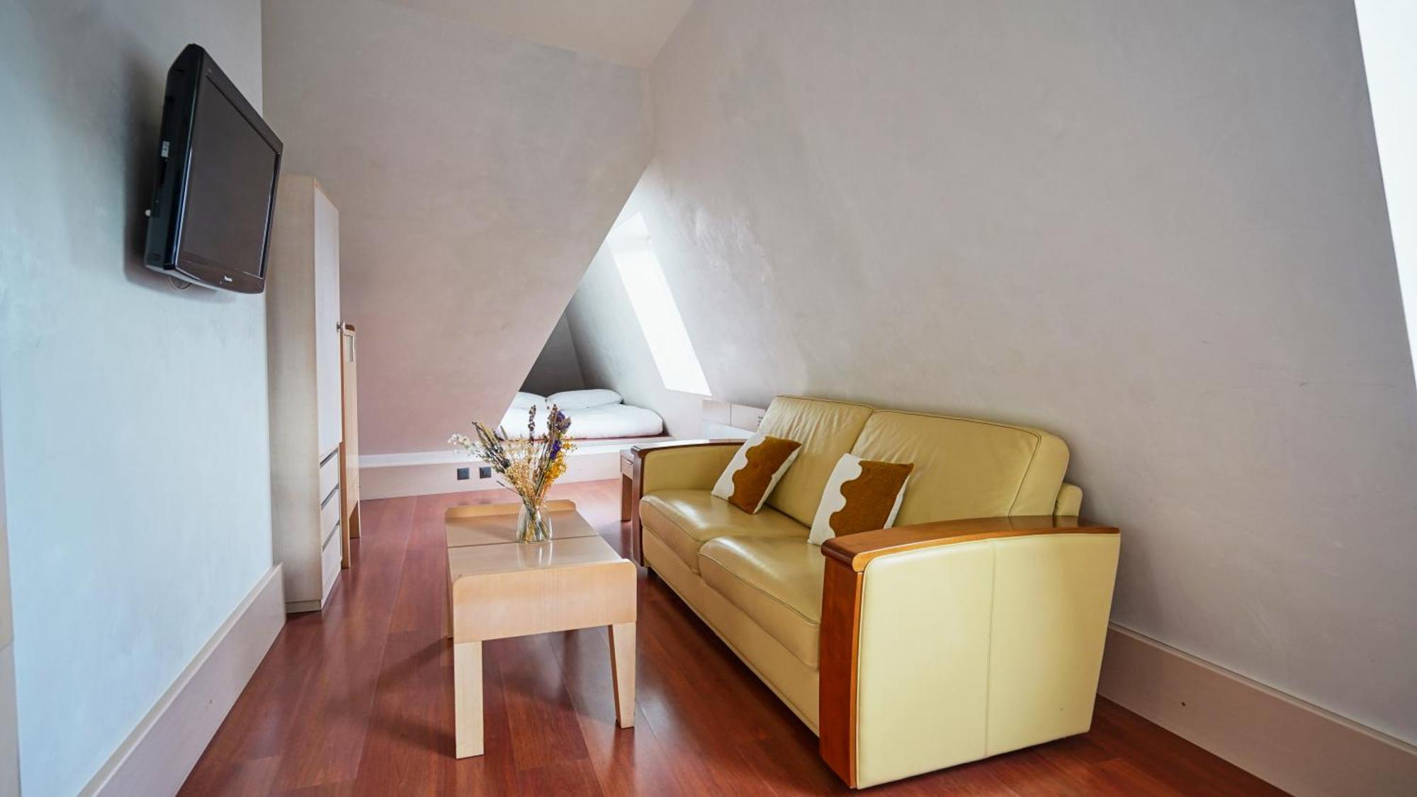 Hotel Real Nyon By Happyculture ภายนอก รูปภาพ