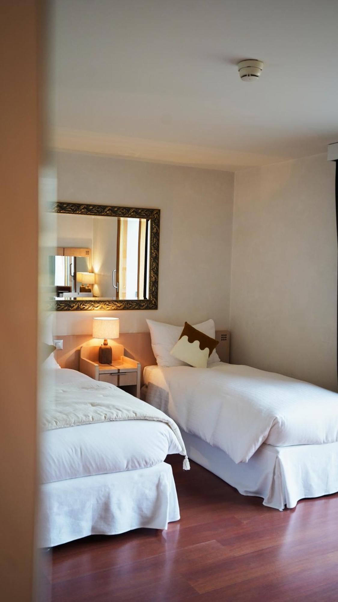 Hotel Real Nyon By Happyculture ภายนอก รูปภาพ