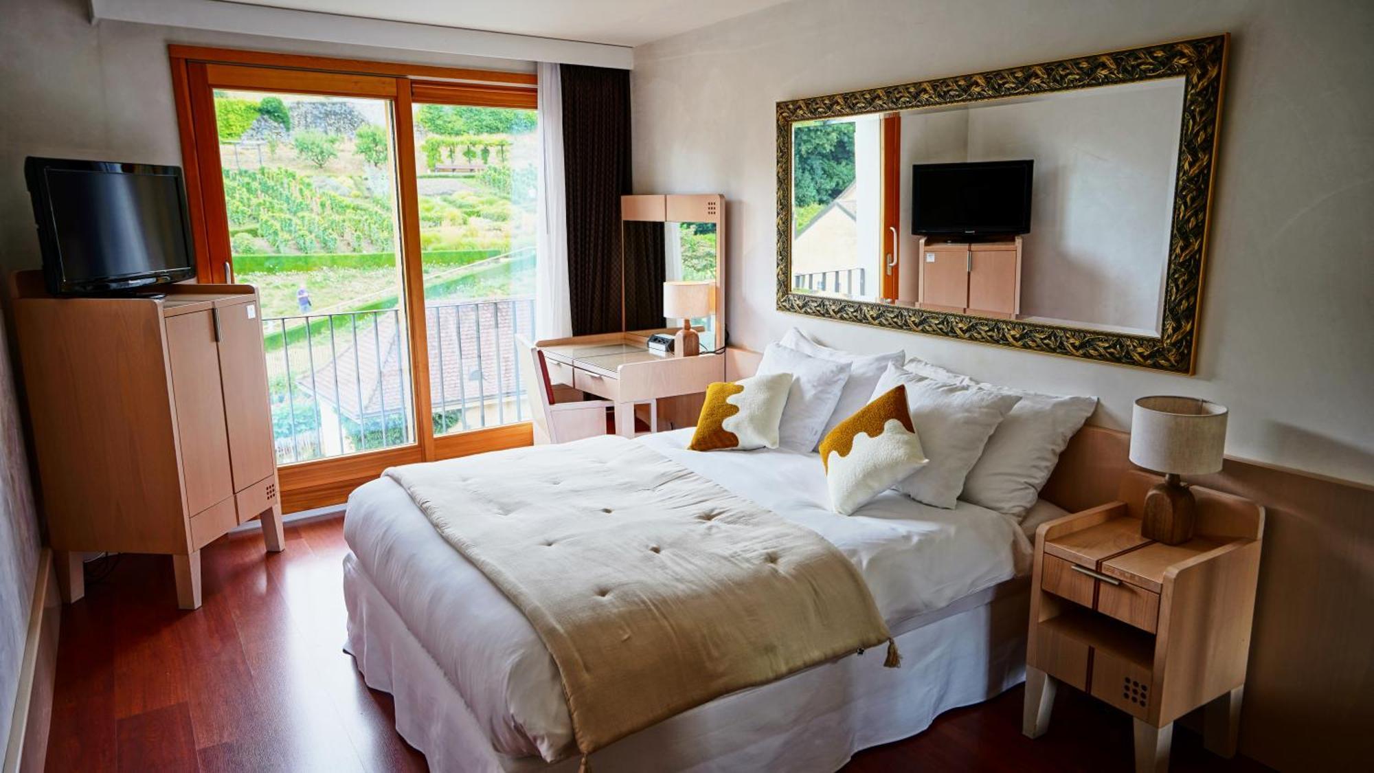 Hotel Real Nyon By Happyculture ภายนอก รูปภาพ